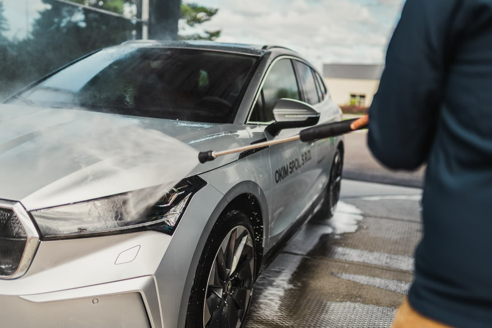 A kézi autómosás jelenlegi trendjei | AutoMax Group